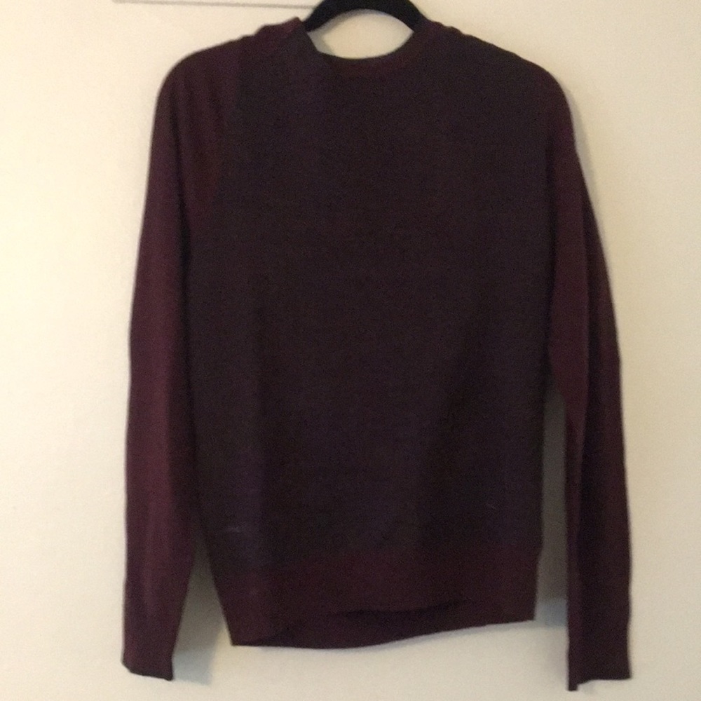 APT.9 Small Crewneck Sweater